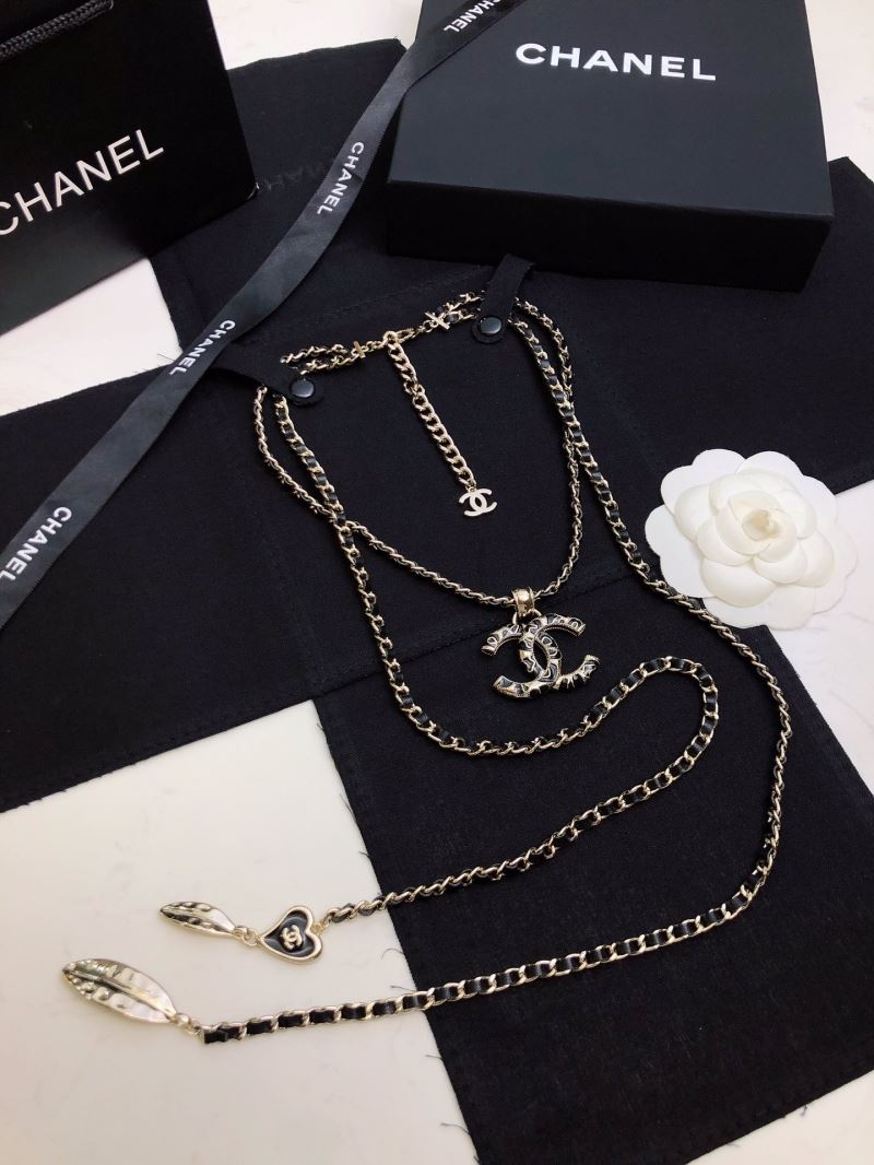 Ch**el necklaces